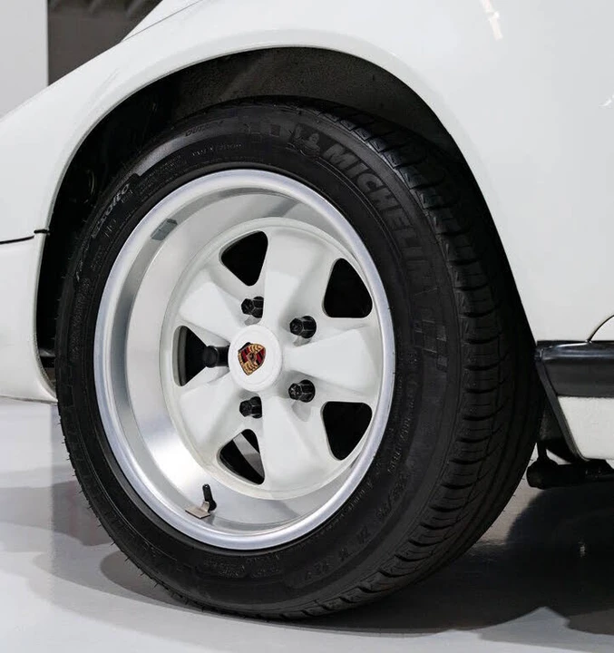 1989 Porsche 911 Carrera 3.2 - Image 18 of 31