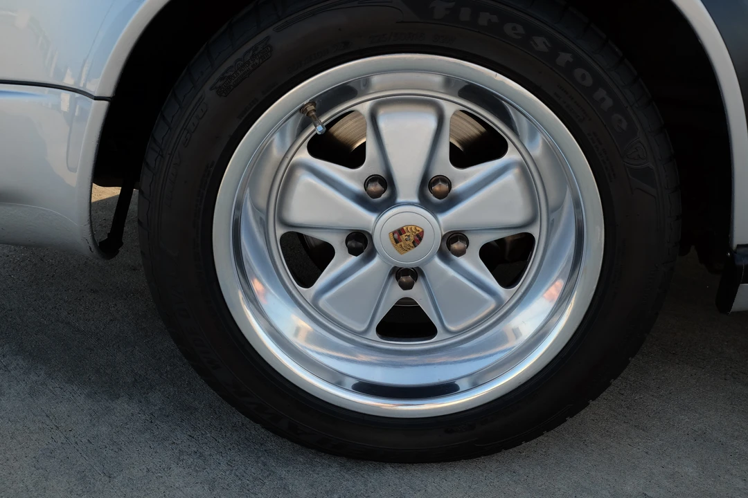 1989 Porsche 911 Carrera 3.2 - Image 12 of 31