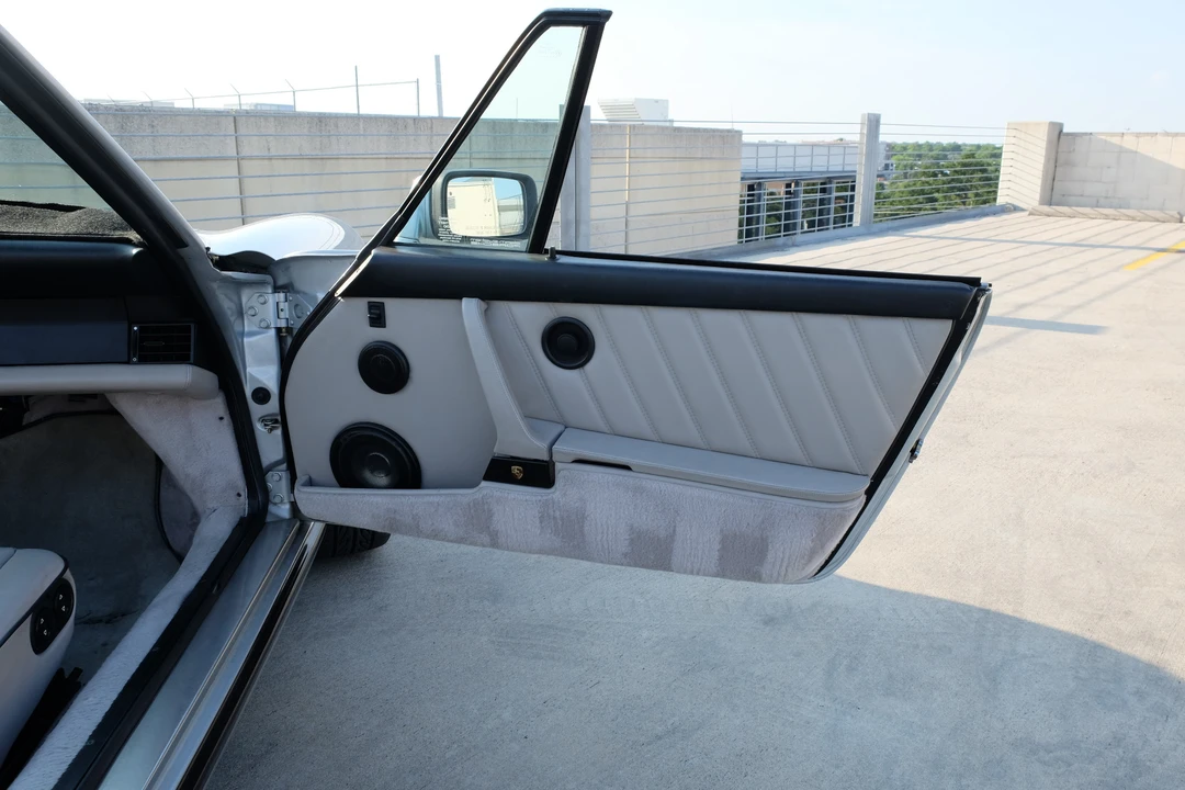 1989 Porsche 911 Carrera 3.2 - Image 30 of 31