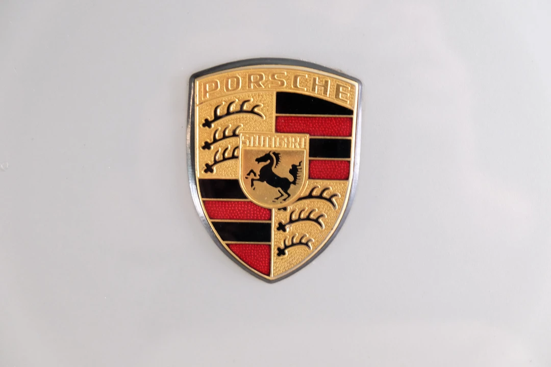 1989 Porsche 911 Carrera 3.2 - Image 17 of 31