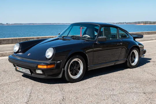1989 Porsche 911 Carrera Coupe 25th Anniversary Edition