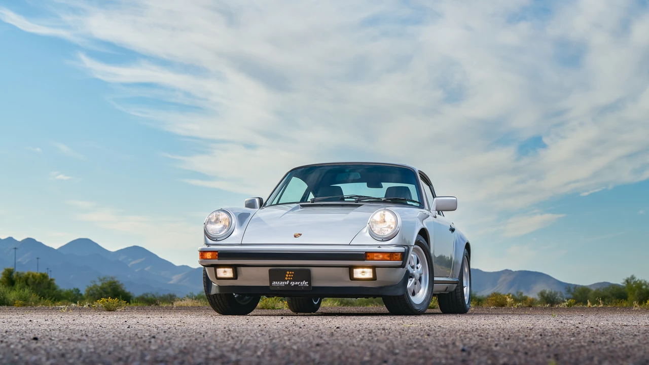 1989 Porsche 911 Carrera 3.2 - Image 2 of 31