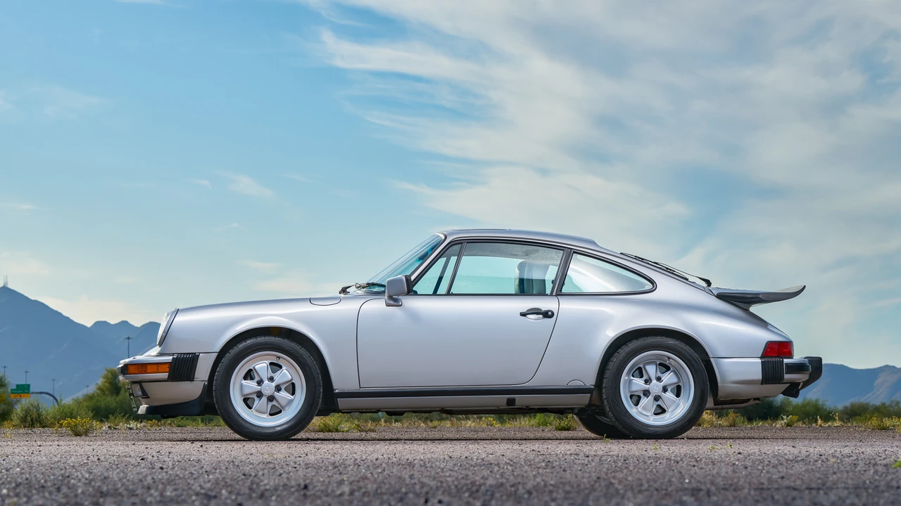 1989 Porsche 911 Carrera 3.2 - Image 7 of 31