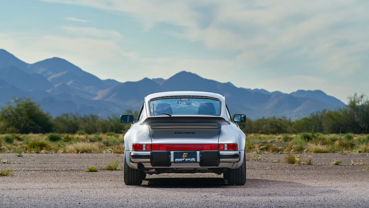 1989 Porsche 911 Carrera 3.2 - Image 13 of 31