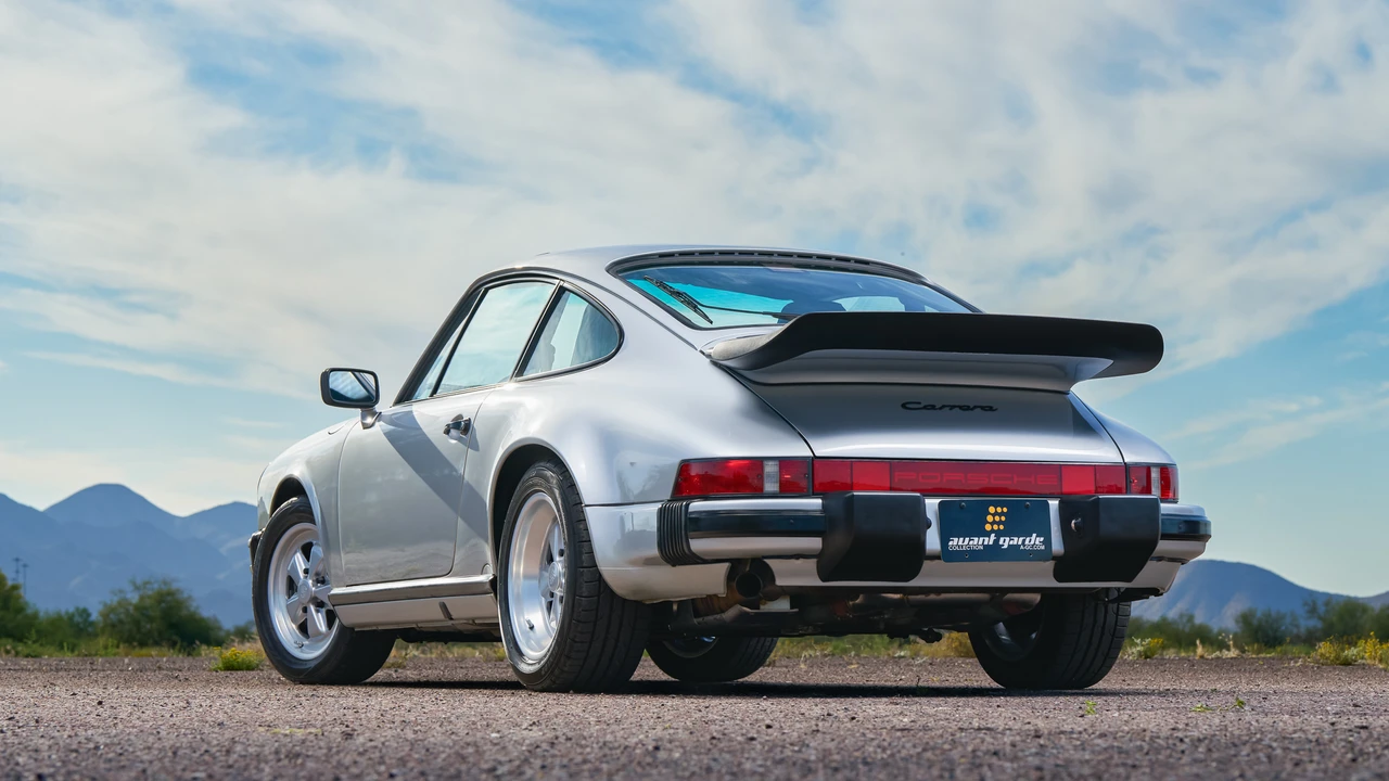 1989 Porsche 911 Carrera 3.2 - Image 11 of 31