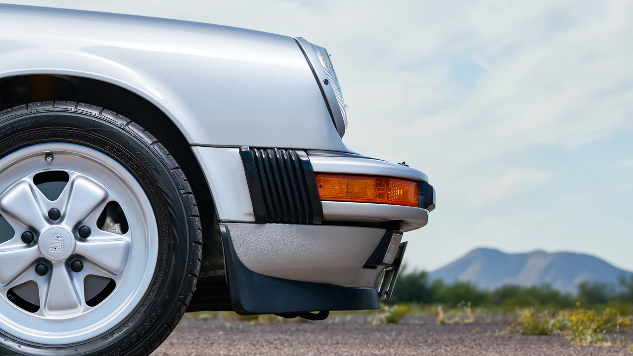 1989 Porsche 911 Carrera 3.2 - Image 27 of 31