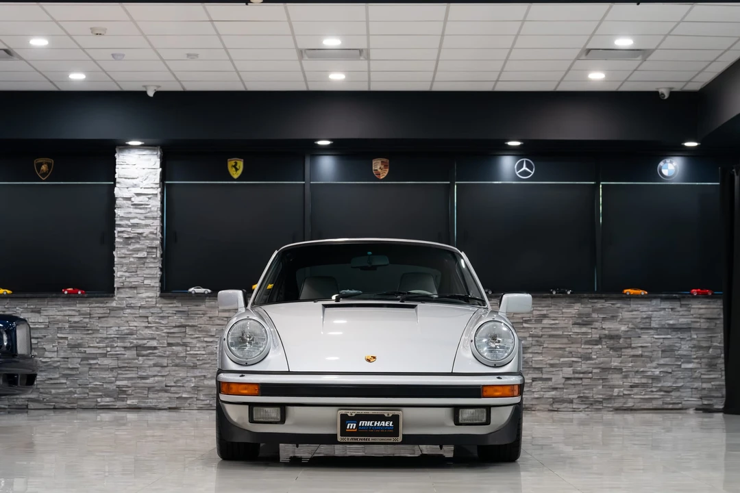 1989 Porsche 911 Carrera 3.2 - Image 11 of 31