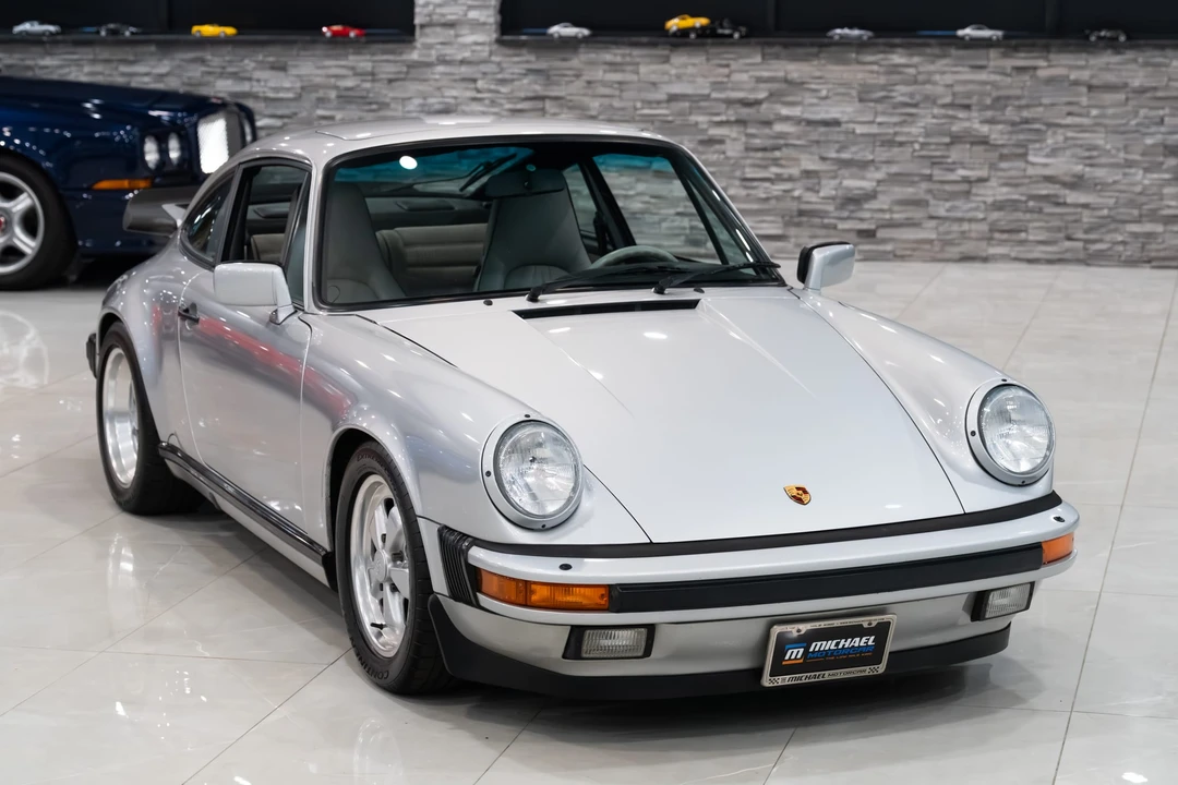 1989 Porsche 911 Carrera 3.2 - Image 18 of 31