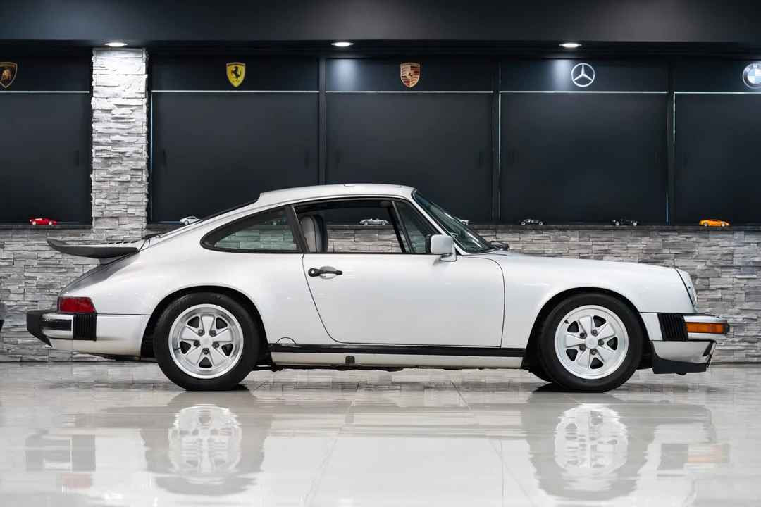 1989 Porsche 911 Carrera 3.2 - Image 29 of 31