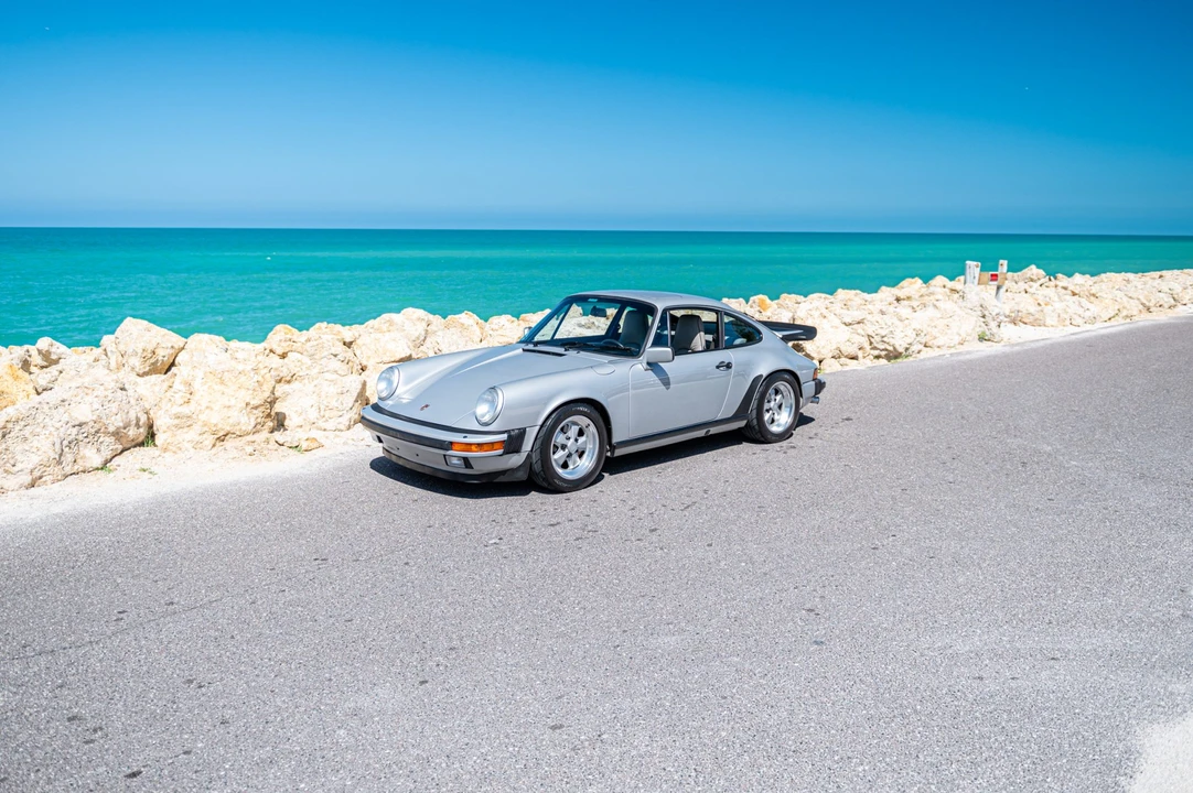 1989 Porsche 911 Carrera 3.2 - Image 4 of 31
