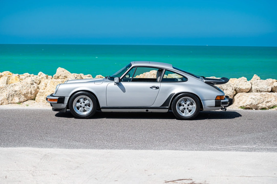 1989 Porsche 911 Carrera 3.2 - Image 9 of 31