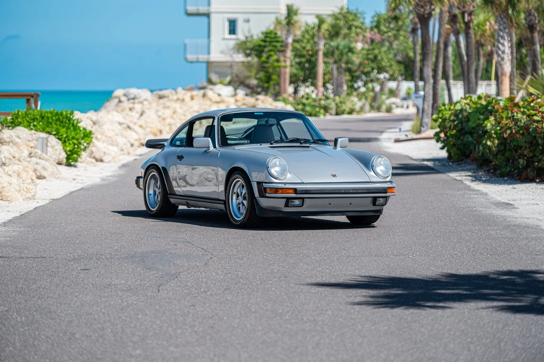 1989 Porsche 911 Carrera 3.2 - Image 17 of 31