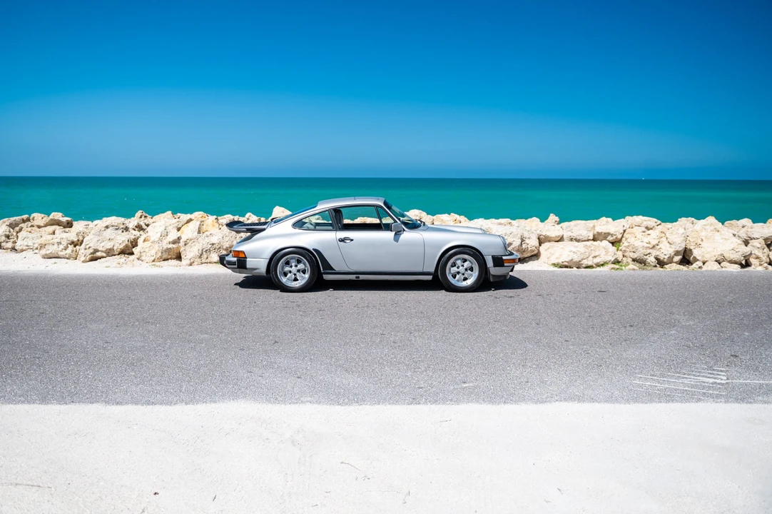 1989 Porsche 911 Carrera 3.2 - Image 13 of 31