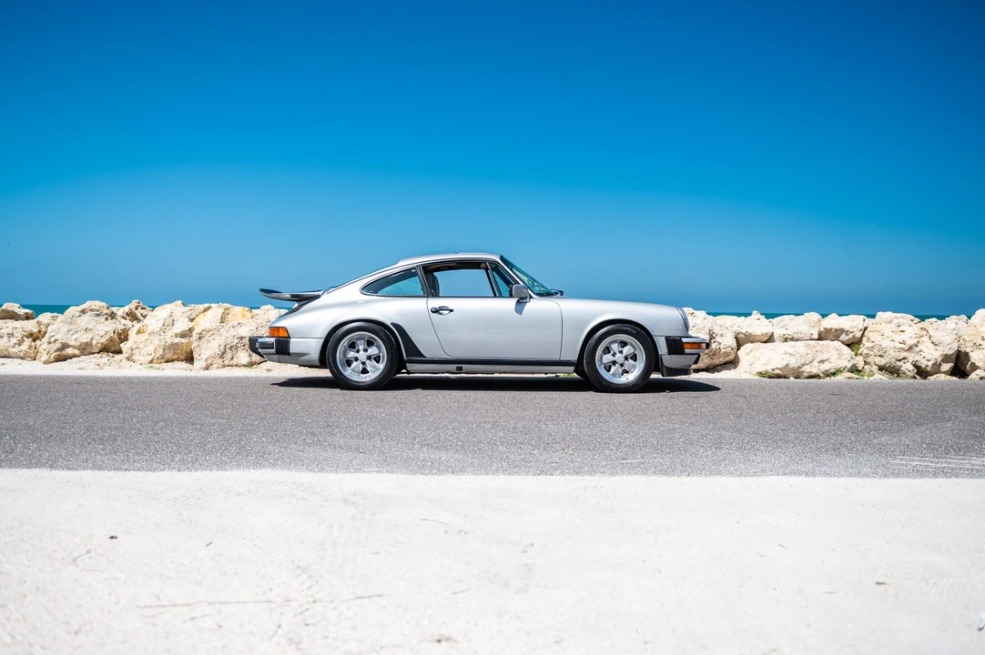1989 Porsche 911 Carrera 3.2 - Image 14 of 31