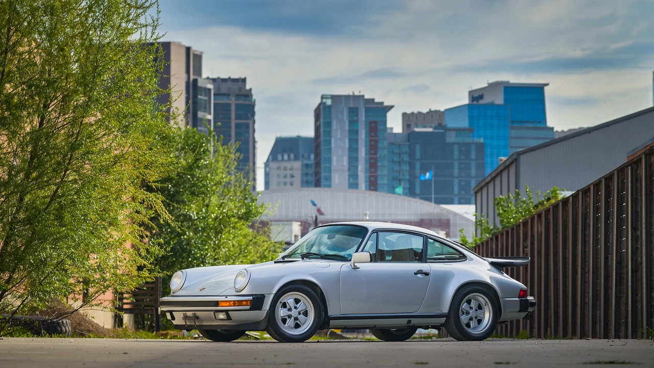1989 Porsche 911 Carrera 3.2 - Image 20 of 31