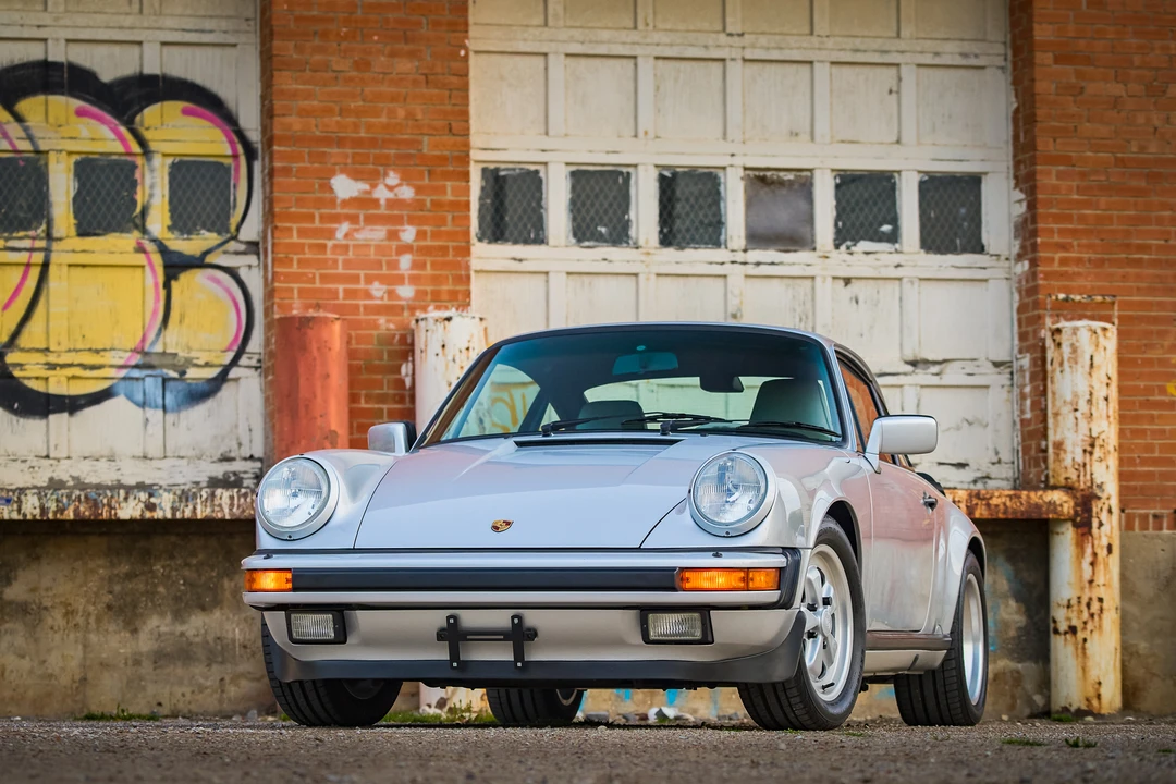 1989 Porsche 911 Carrera 3.2 - Image 7 of 31