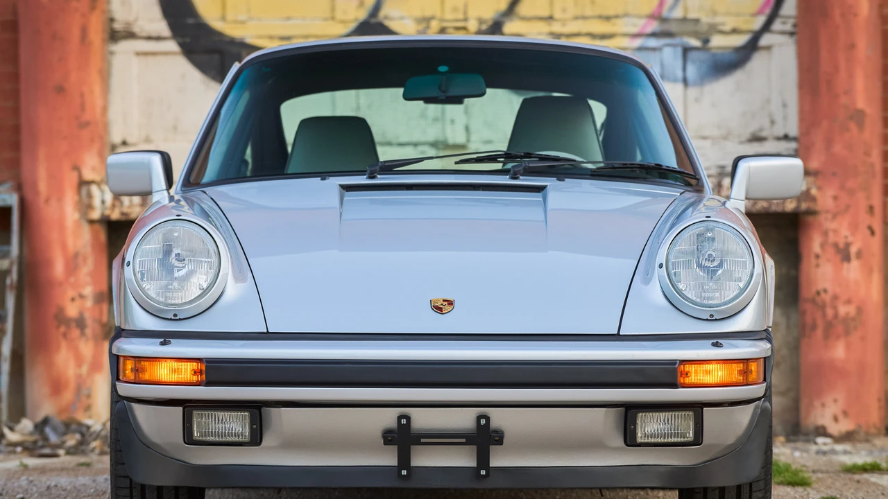 1989 Porsche 911 Carrera 3.2 - Image 23 of 31