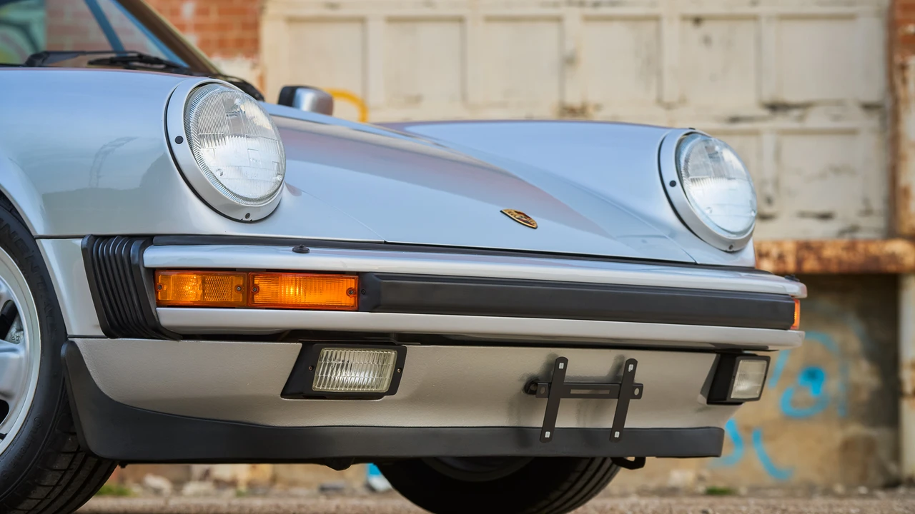 1989 Porsche 911 Carrera 3.2 - Image 28 of 31