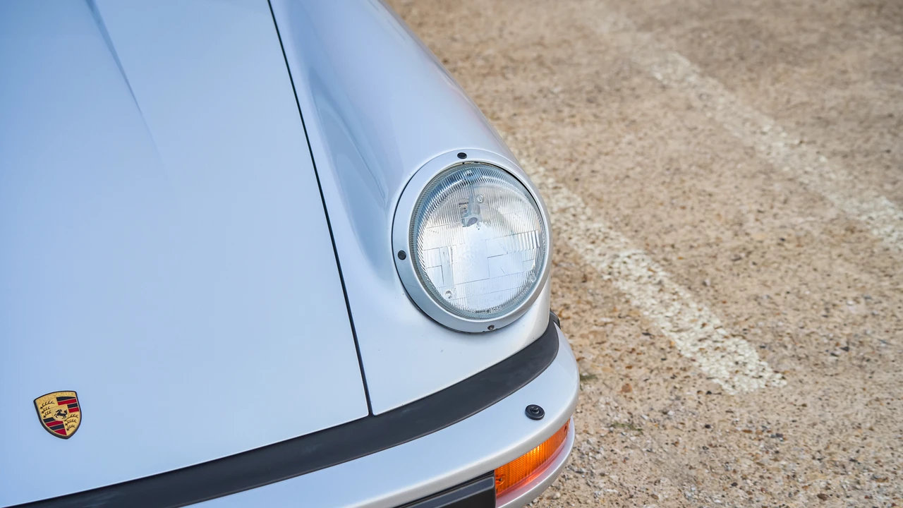 1989 Porsche 911 Carrera 3.2 - Image 27 of 31