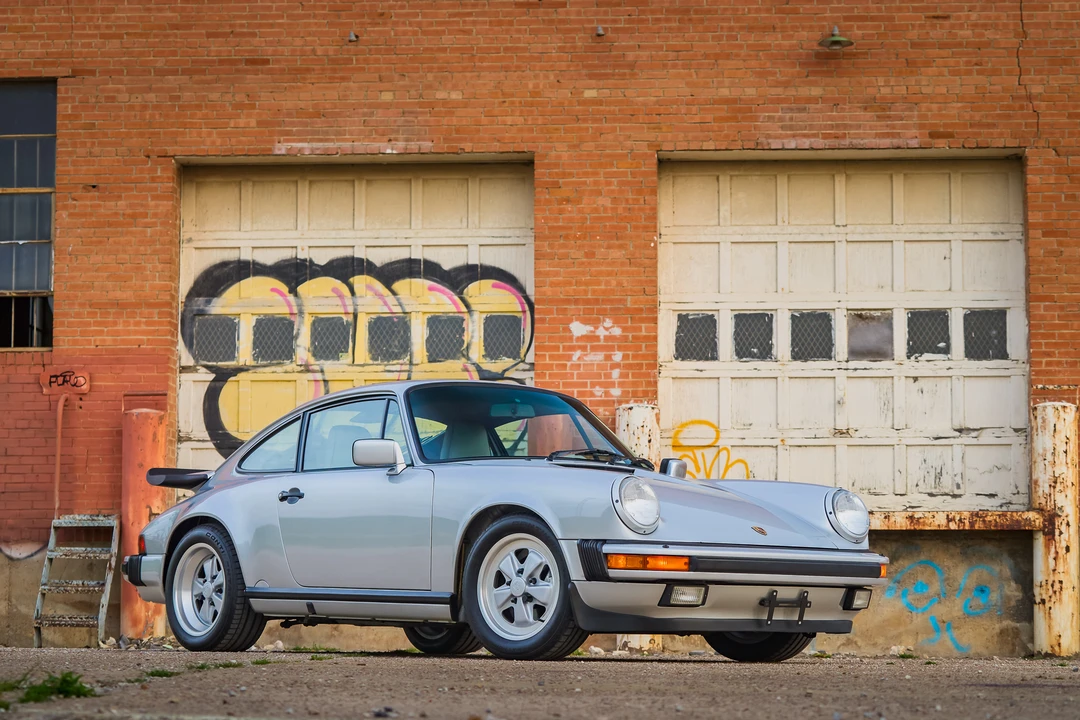 1989 Porsche 911 Carrera 3.2 - Image 2 of 31