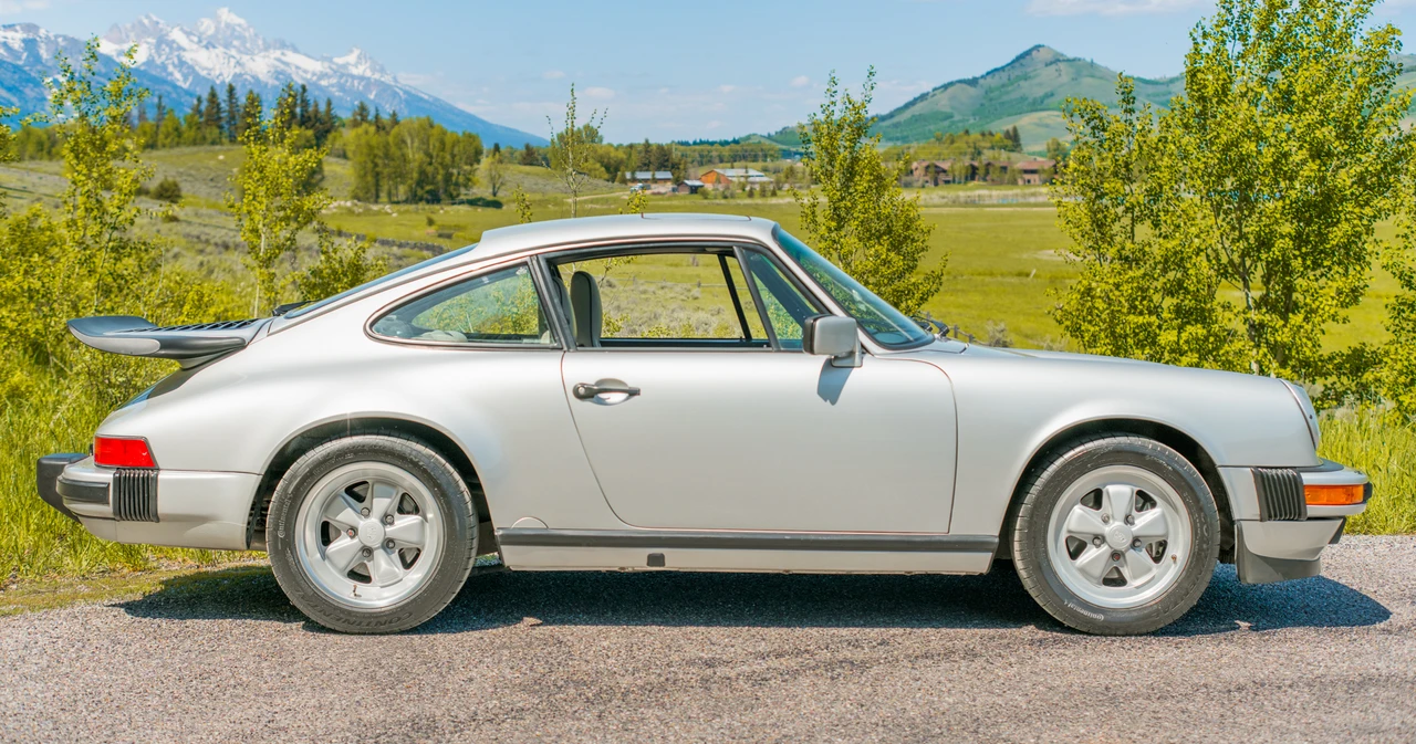 1989 Porsche 911 Carrera 3.2 - Image 15 of 31