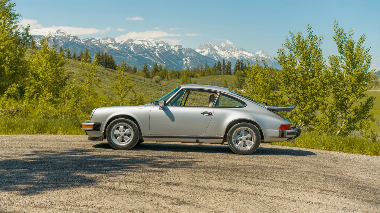 1989 Porsche 911 Carrera 3.2 - Image 7 of 31
