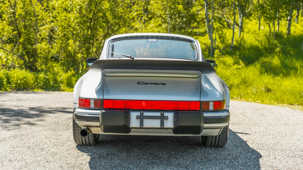 1989 Porsche 911 Carrera 3.2 - Image 10 of 31