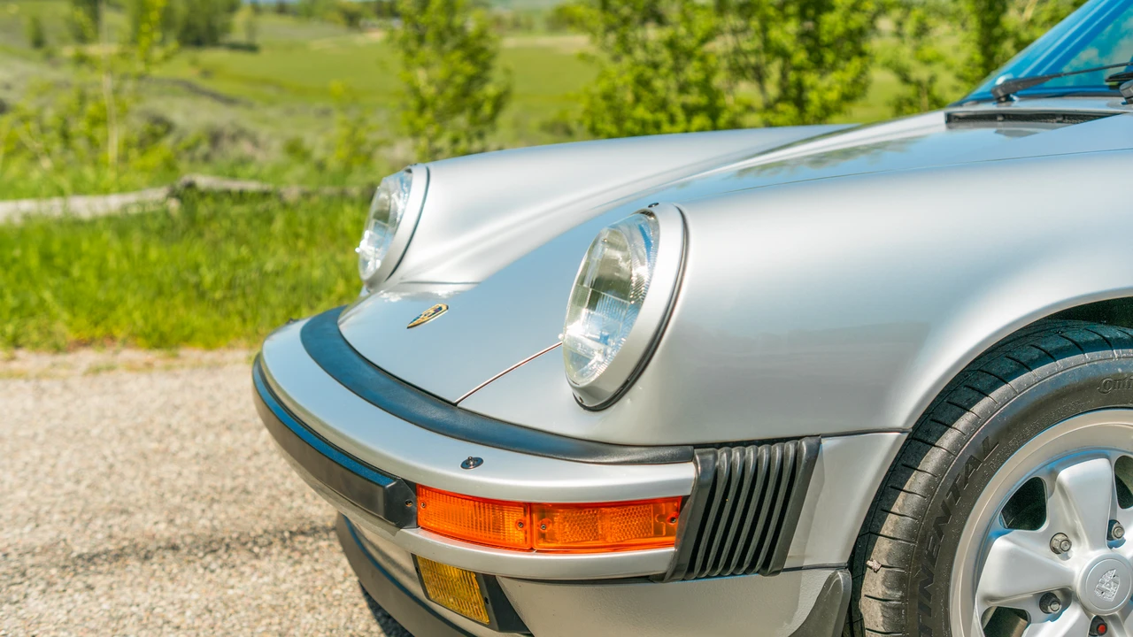 1989 Porsche 911 Carrera 3.2 - Image 30 of 31