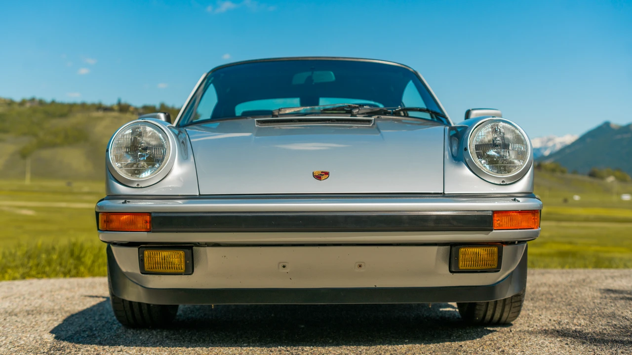 1989 Porsche 911 Carrera 3.2 - Image 23 of 31