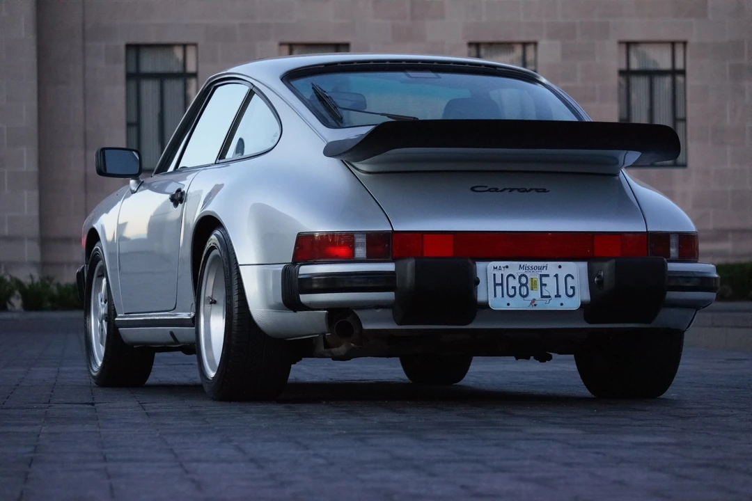1989 Porsche 911 Carrera 3.2 - Image 22 of 31