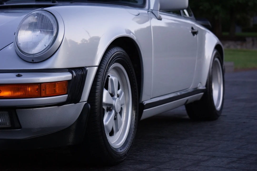 1989 Porsche 911 Carrera 3.2 - Image 29 of 31