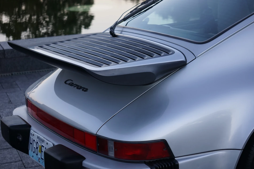 1989 Porsche 911 Carrera 3.2 - Image 17 of 31