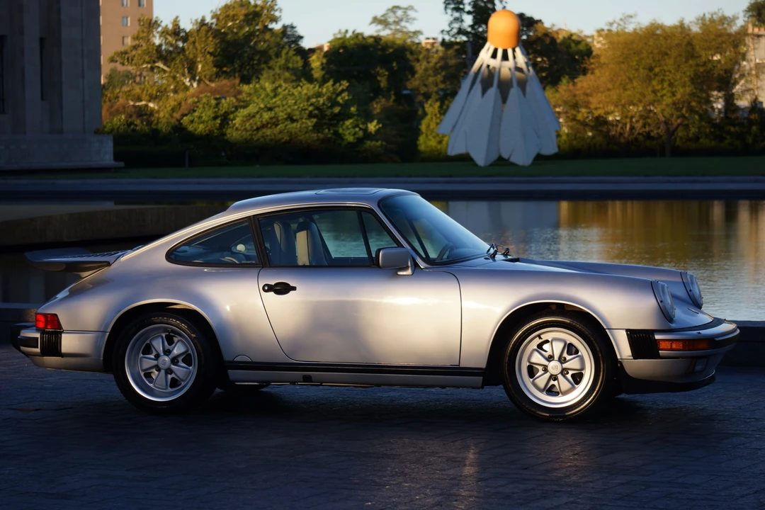 1989 Porsche 911 Carrera 3.2 - Image 14 of 31