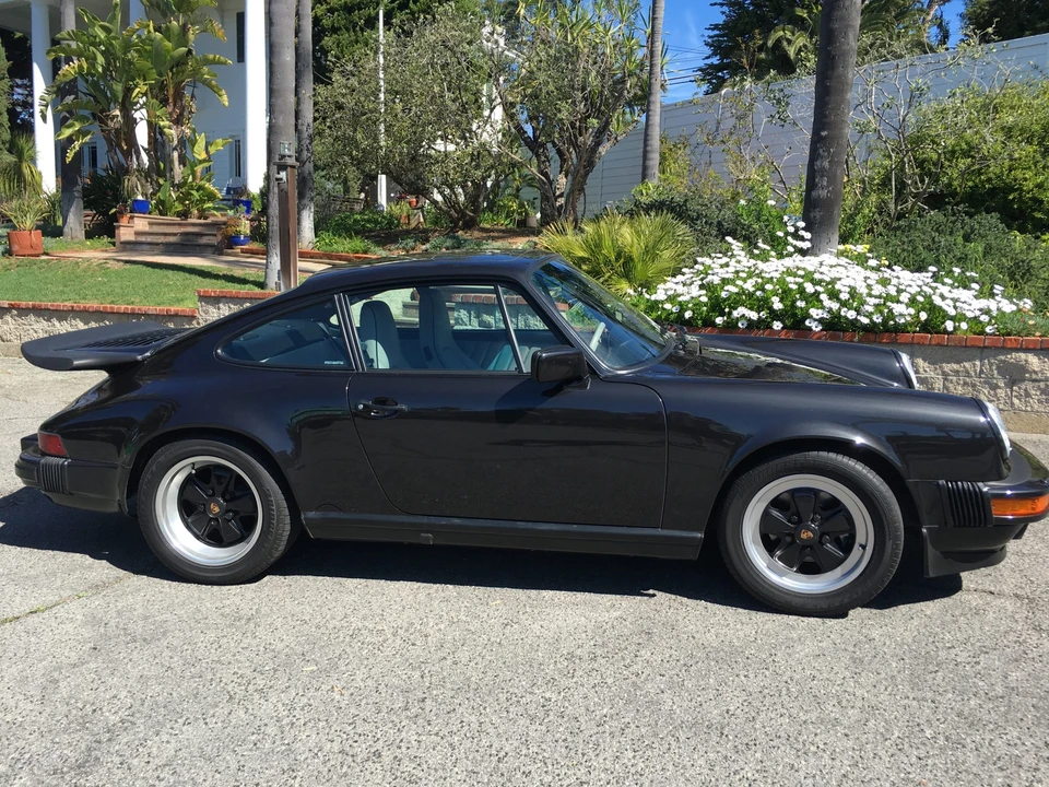 1989 Porsche 911 Carrera 3.2 - Image 10 of 31