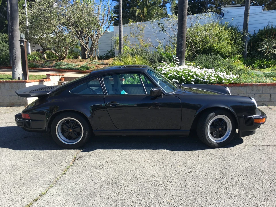 1989 Porsche 911 Carrera 3.2 - Image 9 of 31