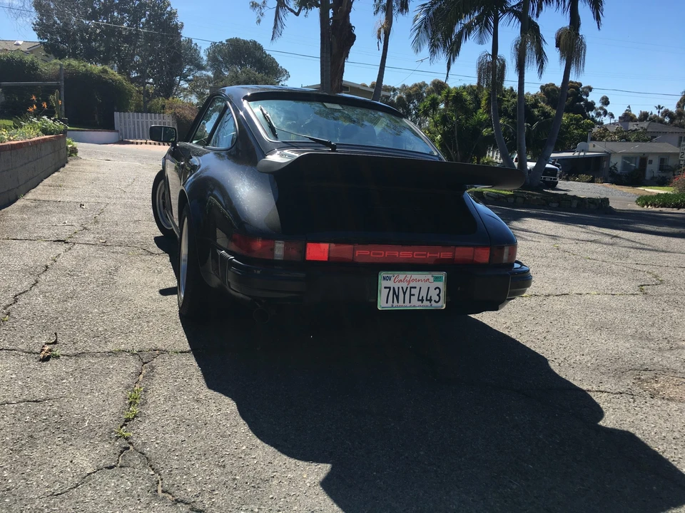1989 Porsche 911 Carrera 3.2 - Image 16 of 31