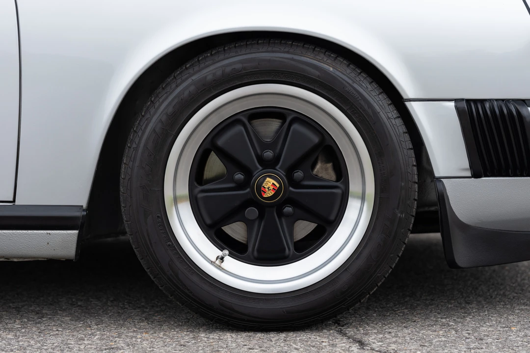1989 Porsche 911 Carrera 3.2 - Image 15 of 31