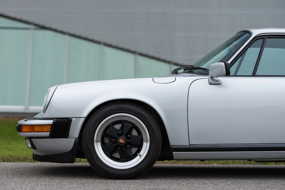 1989 Porsche 911 Carrera 3.2 - Image 10 of 31