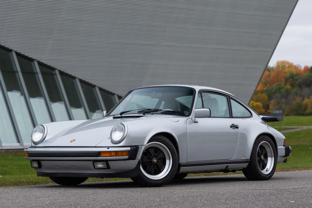 1989 Porsche 911 Carrera 3.2 - Image 2 of 31
