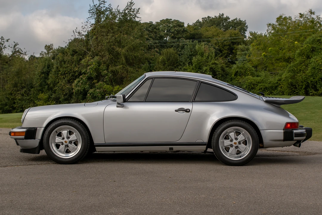 1989 Porsche 911 Carrera 3.2 - Image 7 of 31