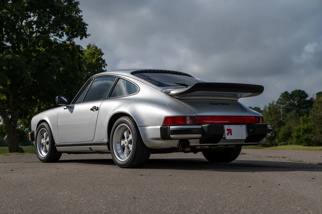 1989 Porsche 911 Carrera 3.2 - Image 16 of 31