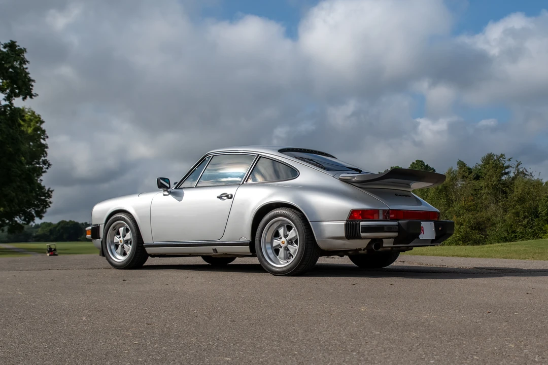 1989 Porsche 911 Carrera 3.2 - Image 13 of 31