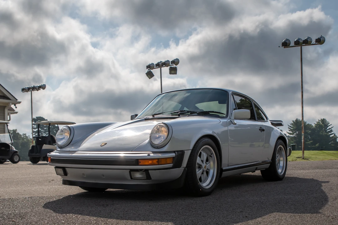 1989 Porsche 911 Carrera 3.2 - Image 2 of 31