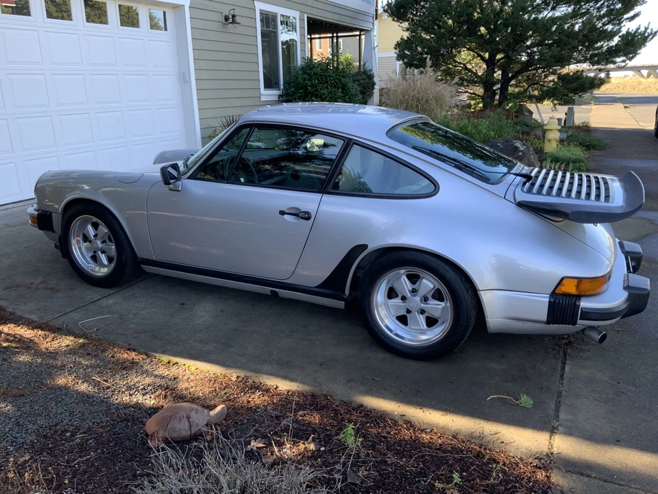 1989 Porsche 911 Carrera 3.2 - Image 24 of 31