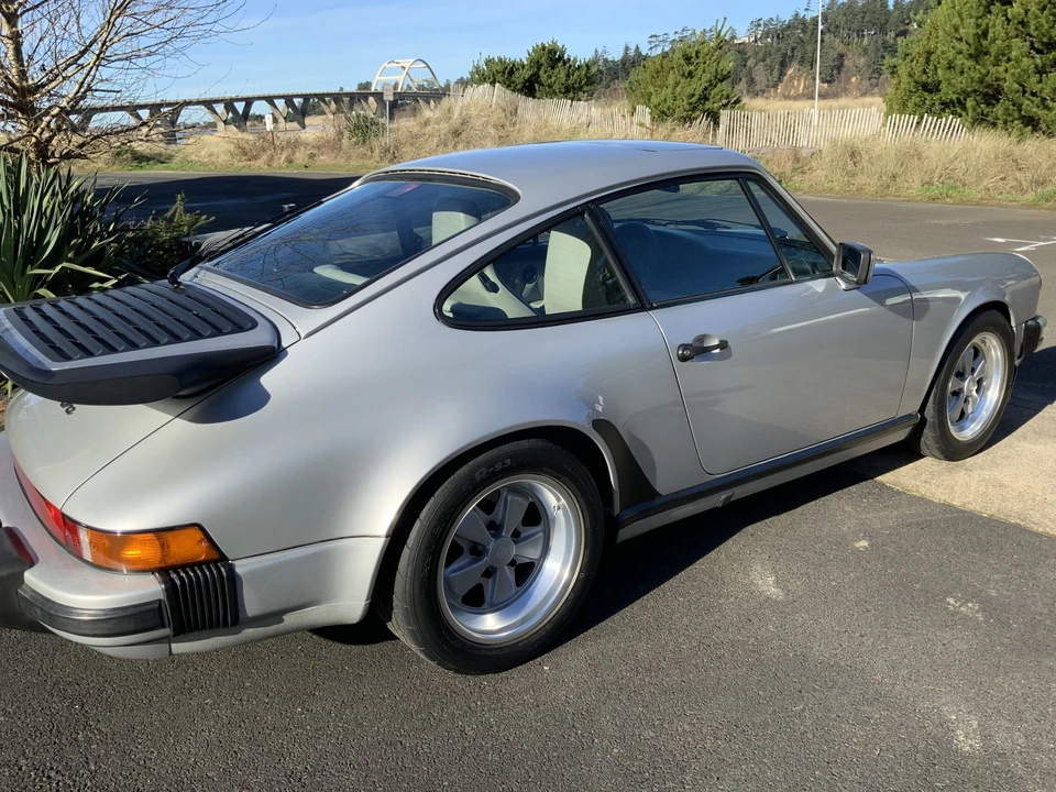 1989 Porsche 911 Carrera 3.2 - Image 18 of 31