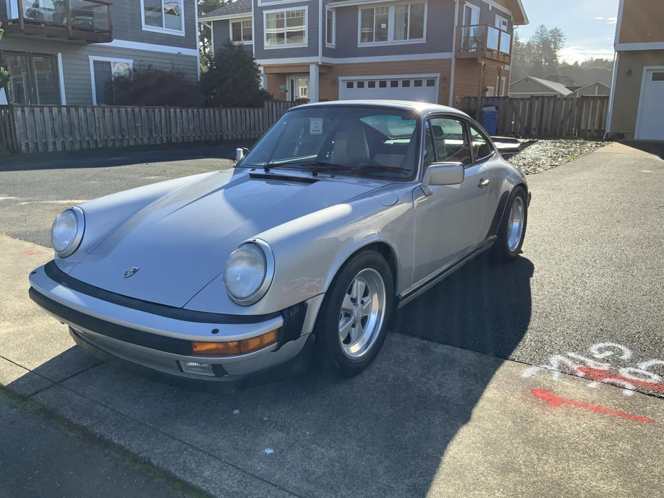 1989 Porsche 911 Carrera 3.2 - Image 6 of 31