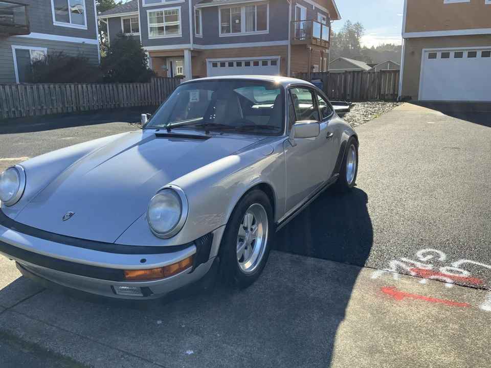 1989 Porsche 911 Carrera 3.2 - Image 29 of 31