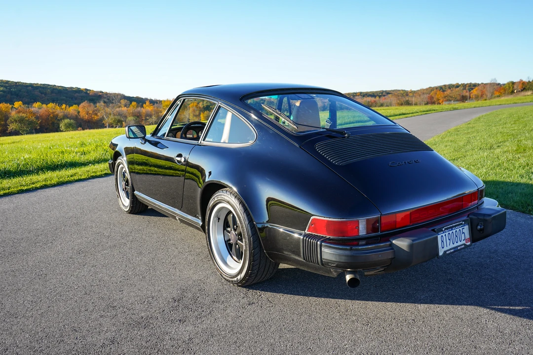 1989 Porsche 911 Carrera 3.2 - Image 30 of 31