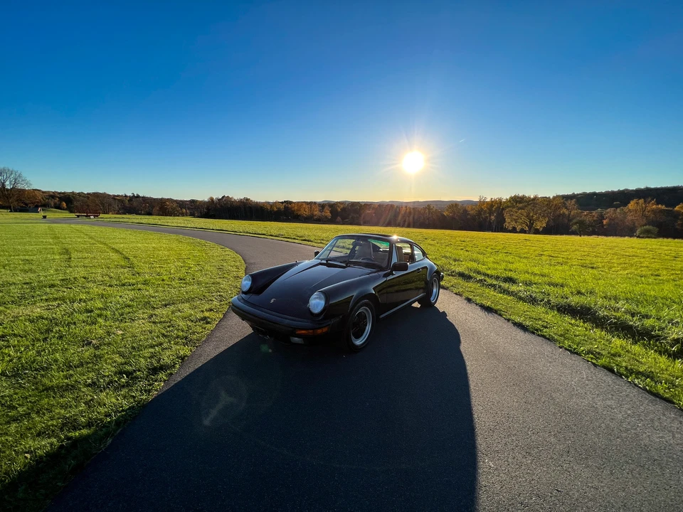 1989 Porsche 911 Carrera 3.2 - Image 5 of 31