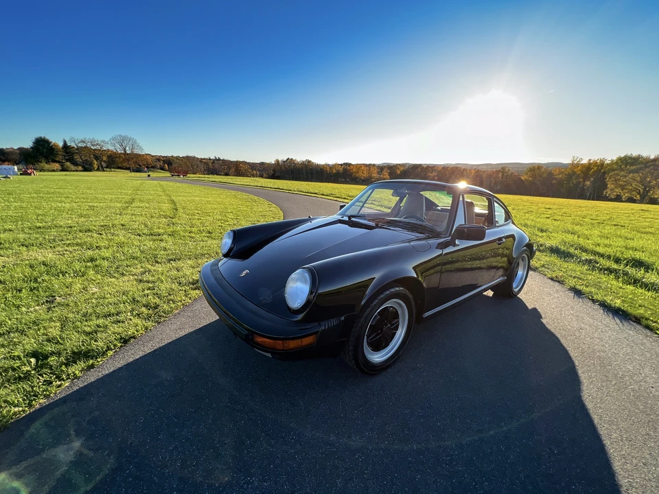 1989 Porsche 911 Carrera 3.2 - Image 16 of 31